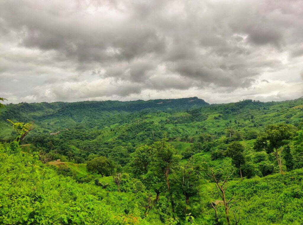 থ্রি সিস্টার্স অভ ঈশ্বরমনি 7 1112 থ্রি সিস্টার্স অভ ঈশ্বরমনি 3