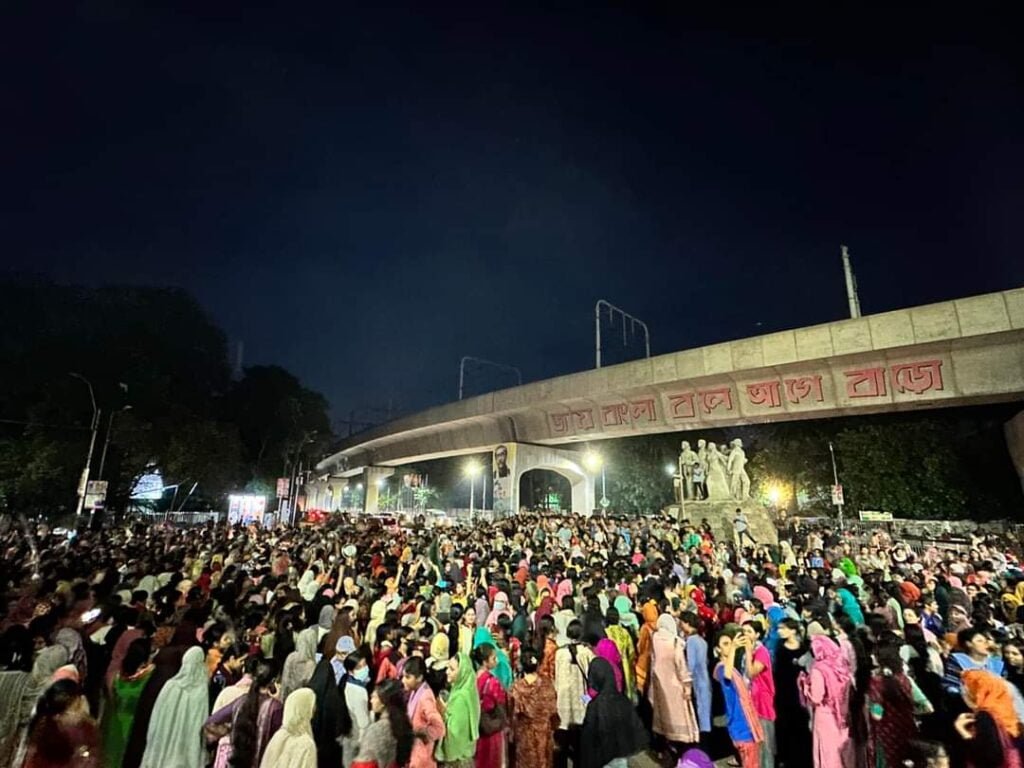 দ্বিতীয় স্বাধীনতার দিনলিপি 5 Photo 5 1